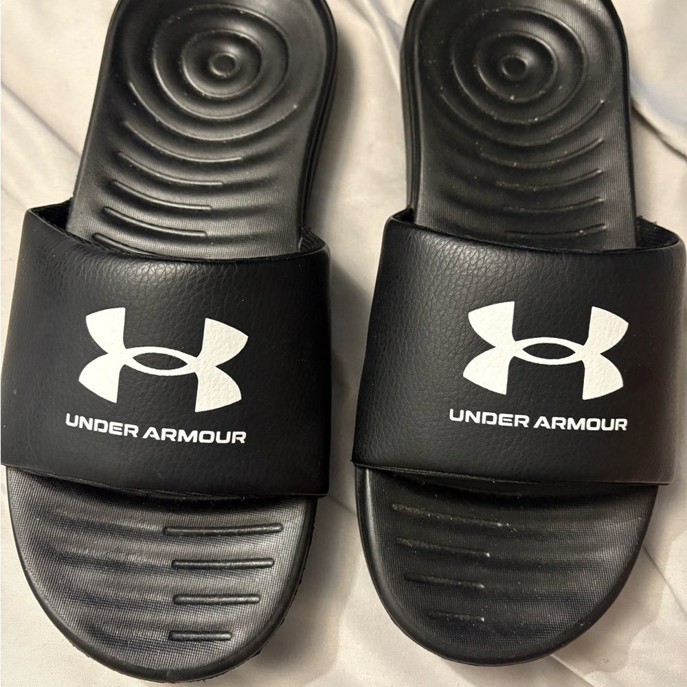 Under Armour slides…new..size 7.